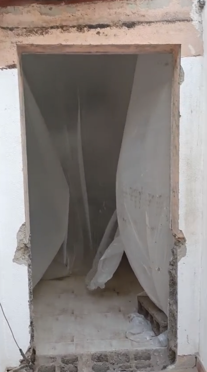 Puerta no renovada por Reformas Trujillo
